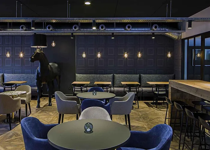  Ibis Styles Laval Centre Gare